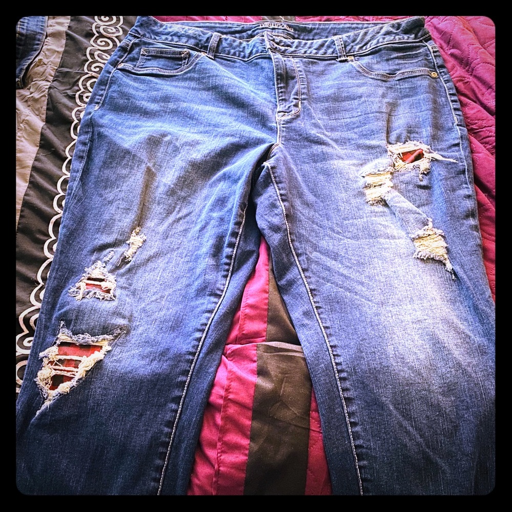 Maurices distressed jeans